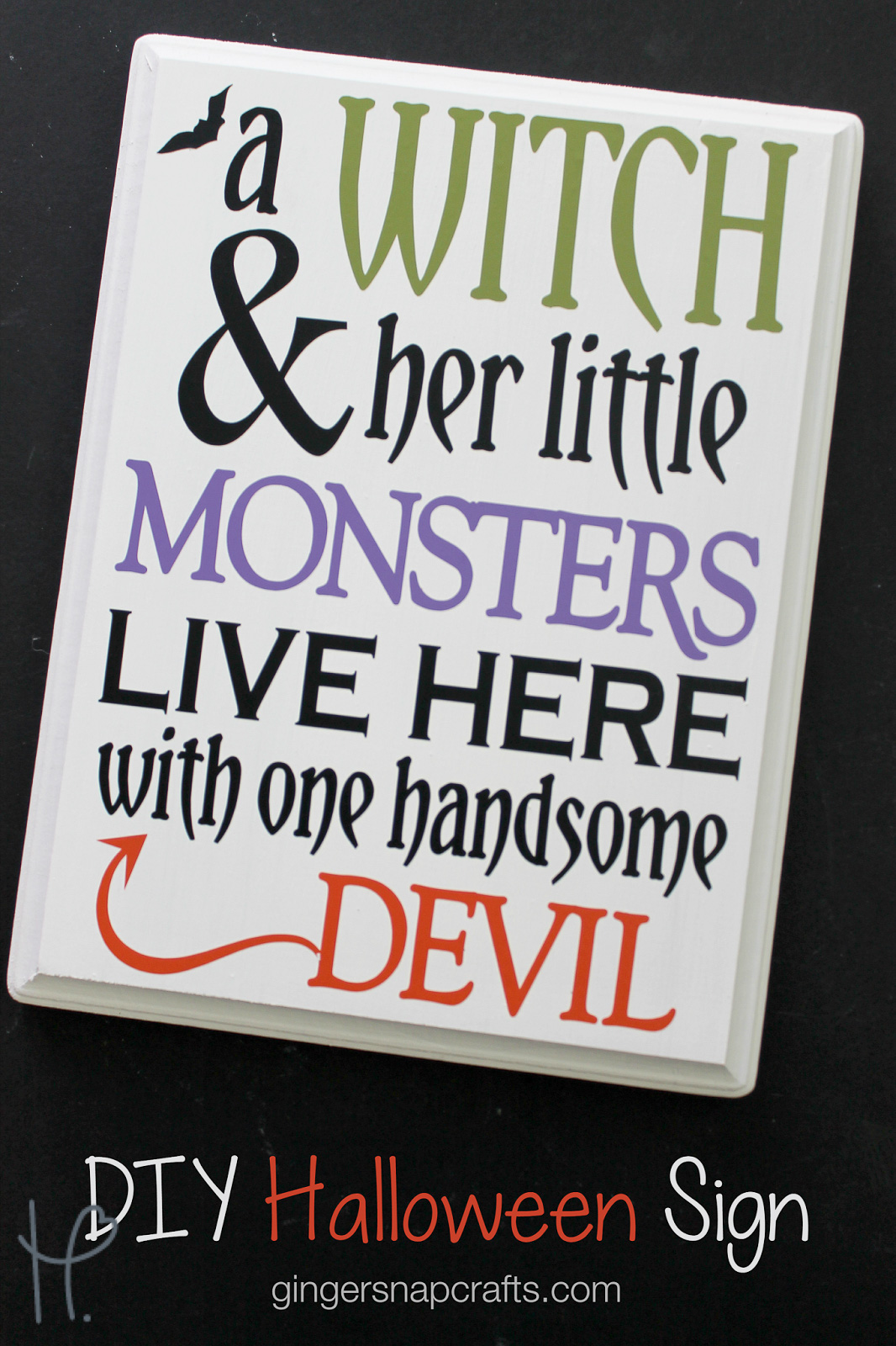 diy-halloween-sign-adhesive-vinyl